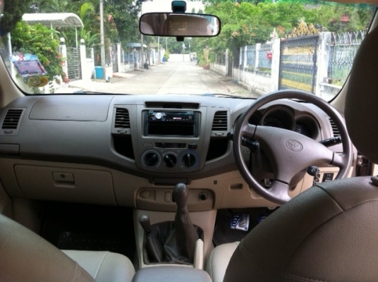 toyota vigo 4x4 4ประตู