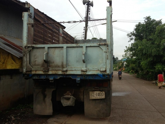 ขายล๊อกกี้ 240 นางฟ้า  แม่ลูกดั้มพ์ 1,700,000  ลูก 2 คาน