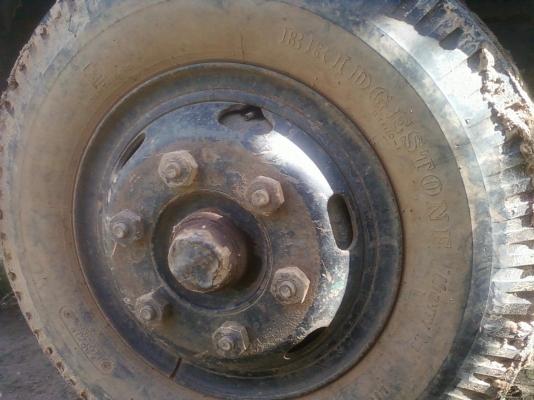 ขาย6ล้อ อีซูซุ ชีต้า ติดf หน้า-หลัง แคสซีสวยใหญ่ทั้งเส้น