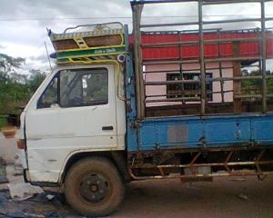 ขายรถห้างแท้ ISUZU NKR  110 แรง เครื่องดี คัดชีสวย ราคาเบาๆ