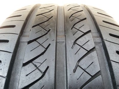 ขายยาง195/55/15 ปี 4709 YOKOHAMA Adrive 1 ชุด  ราคา :  2,400.00  บาท