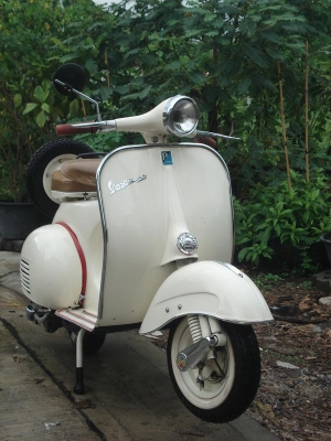 ขาย เวชป้า64 สภาพสวยกริ๊บเก็บงานแล้วใหม่ๆเครื่องดีมากขับหล่อเอกสารออกใบซื้อขายให้คับ