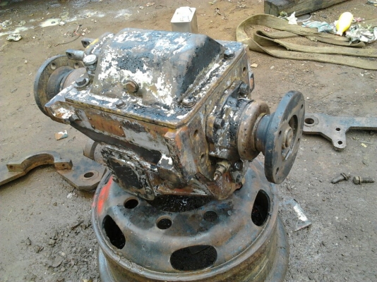 ***ขายแล้วครับขอบคุณ Truck2hand ขาย สโลว อินเตอร์ 3สปีด สภาพพร้อมใช้งาน พึ่งยกลง รับประกันคุณภาพ โดย"ธีระการช่าง" บุรีรัมย์ ราคาต่อรองได้ครับ