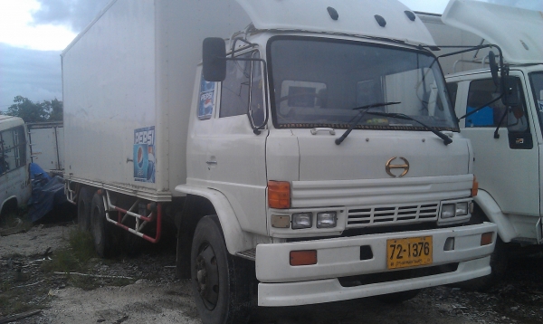 ขายรถ10ล้อตู้1เพลาถูกๆตามสภาพ ขายรถ10ล้อตู้1เพลาถูกๆตามสภาพ