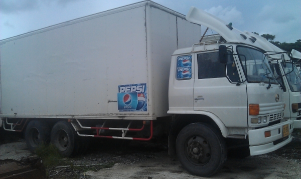 ขายรถ10ล้อตู้1เพลาถูกๆตามสภาพ