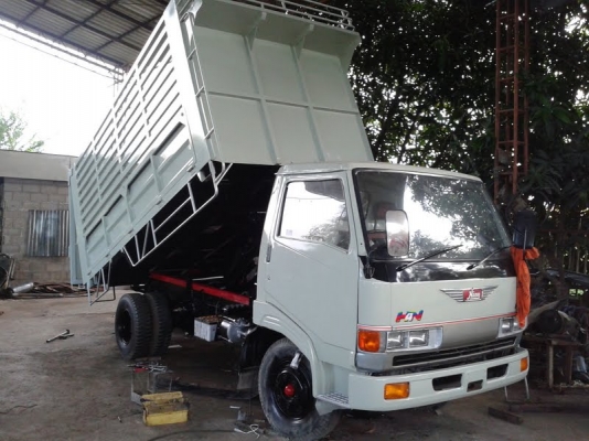 สวยมากๆ..6ล้อดั้มพ์ HINO คอกเกษตร ดูได้ที่นครสวรรค์