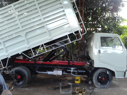 สวยมากๆ..6ล้อดั้มพ์ HINO คอกเกษตร ดูได้ที่นครสวรรค์ สวยมากๆ..6ล้อดั้มพ์ HINO คอกเกษตร ดูได้ที่นครสวรรค์