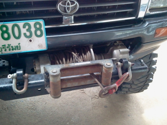 โตโยต้าคานแข็งช่วงสั้นวิ้นเพลาทั้งหน้า/หลัง