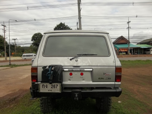 รุ่นนี้หาย้ากมากครับ4wdครับ