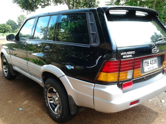 SSANGYONG - MUSSO 3.0 AT 4WD ปี 96 รถบ้านเดิมๆทั้งคัน เครื่องแห้งแรงดีไม่มีเยิ้ม ภายในเก๋งคอนโซลสวยหรูหรา CD พ.เพาเวอร์ ก.ไฟฟ้า สวยครบครัน ช่วงล่างแน่นหนึบ ยางสภาพดี 70\% พร้อมใช้งาน เอกสารทะเบียนภาษีครบพร้อมโอน ราคาต่อรองได้ครับ