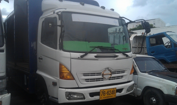 ขายรถ6ล้อบรรทุกเครื่อง144แรงรถห้าง