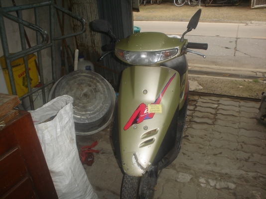 ป๊อบ HONDA-DIO  สตาร์ทมือ-เท้า  อุปกรณ์เดิมๆ  ขี่ได้ขายถูก
