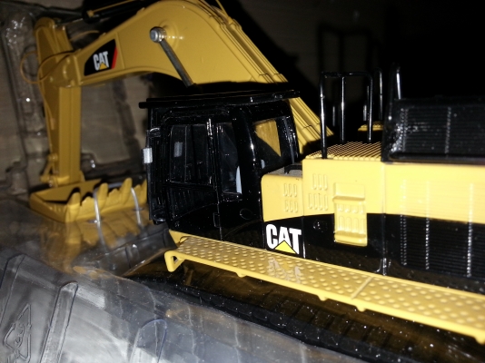 cat 374D L รายละเอียดโมเดลสวยคับ เหมาะกับการเก็บสะสมหรือตั้งโชว์คับ ขยับได้เหมือนจริงทุกส่วนคับ ทำจากเหล็กทั้งคัน สนใจโทรสอบถามได้ตลอดทุกเวลาคับ พร้อมส่งคับ cat 374D L รายละเอียดโมเดลสวยคับ เหมาะกับการเก็บสะสมหรือตั้งโชว์คับ ขยับได้เหมือนจริงทุกส่วนคับ ทำจากเหล็กทั้งคัน สนใจโทรสอบถามได้ตลอดทุกเวลาคับ พร้อมส่งคับ