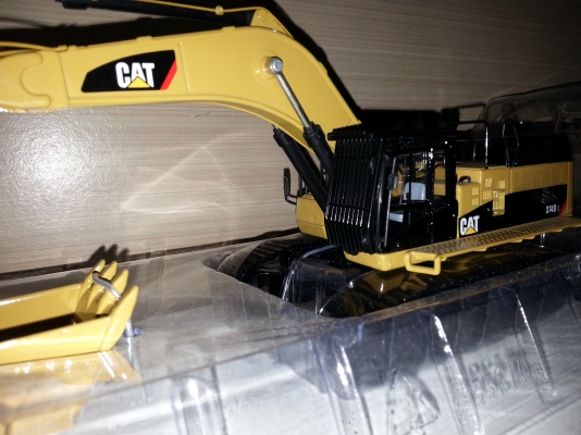 cat 374D L รายละเอียดโมเดลสวยคับ เหมาะกับการเก็บสะสมหรือตั้งโชว์คับ ขยับได้เหมือนจริงทุกส่วนคับ ทำจากเหล็กทั้งคัน สนใจโทรสอบถามได้ตลอดทุกเวลาคับ พร้อมส่งคับ cat 374D L รายละเอียดโมเดลสวยคับ เหมาะกับการเก็บสะสมหรือตั้งโชว์คับ ขยับได้เหมือนจริงทุกส่วนคับ ทำจากเหล็กทั้งคัน สนใจโทรสอบถามได้ตลอดทุกเวลาคับ พร้อมส่งคับ