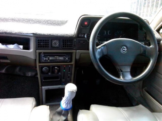 โอเปิ้ลคาเดท ปี 91 วางเครื่อง 1600 หัวฉีดของโตโยต้า ติดเเก๊ส โอเปิ้ลคาเดท ปี 91 วางเครื่อง 1600 หัวฉีดของโตโยต้า ติดเเก๊ส