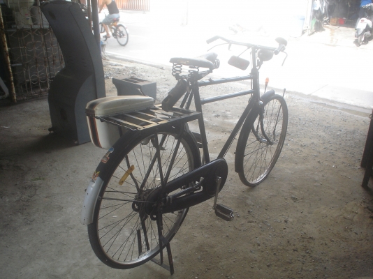 ขายไม่แพง  ไม่มีเเชื่อม  เดิมๆทุกชิ้น   สำหรับผู้ชมที่ชื่นชอบทางนี้