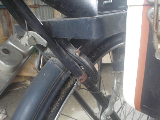 ขายไม่แพง  ไม่มีเเชื่อม  เดิมๆทุกชิ้น   สำหรับผู้ชมที่ชื่นชอบทางนี้