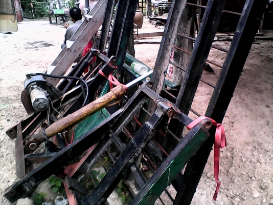 ขายหางรถเกี่ยวพับสองท้อนขาสี่ขาแขงแรงสุดๆ