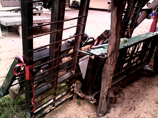 ขายหางรถเกี่ยวพับสองท้อนขาสี่ขาแขงแรงสุดๆ