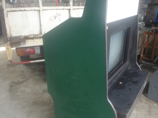 ตู้เกมส์รุ่นเก่า  ขายตามสภาพ  เหมามาจากร้านผับ  ขายถูกๆๆ