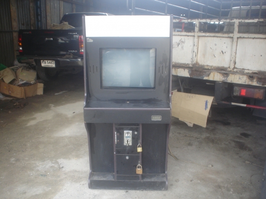 ตู้เกมส์รุ่นเก่า  ขายตามสภาพ  เหมามาจากร้านผับ  ขายถูกๆๆ