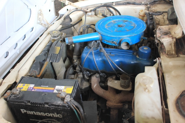 <<< mazda 1000 เกียร์คอ ของเดิมเพียบ ทำสีใหม่ ทะเบียนโอน >>>>