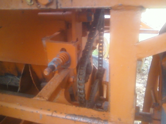 ขายเครื่องปลูกออ้ย kk ร่องคู่ สภาพใช้งานปีเดียว ขายเครื่องปลูกออ้ย kk ร่องคู่ สภาพใช้งานปีเดียว