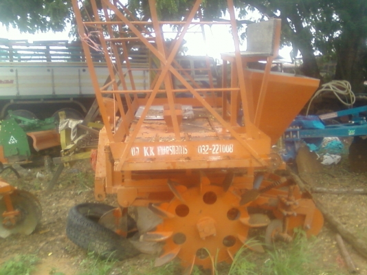 ขายเครื่องปลูกออ้ย kk ร่องคู่ สภาพใช้งานปีเดียว ขายเครื่องปลูกออ้ย kk ร่องคู่ สภาพใช้งานปีเดียว