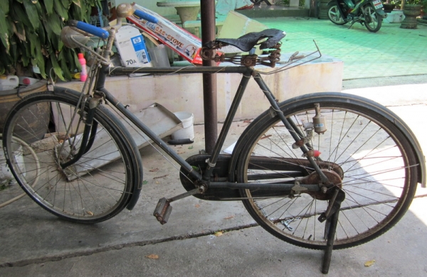 ตี่พิจิตร//ขาย จักรยานโบราณ BSA 28 ชาย