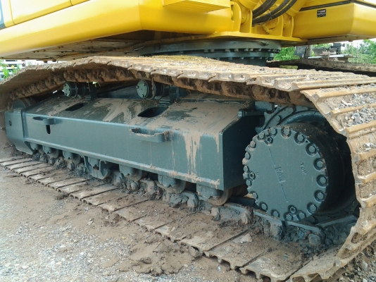 ขายดาวน์Komatsu Pc200-7 /1,8xxชั่วโมง 900,000บาท