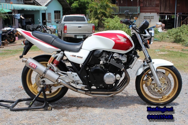แม็กสิงห์บุรี//CB400 V-TEC2 ปี2002 กุญแจชิบ แต่งเป็นเทค3 หล่อๆ มีท่อสูตรเอกสารอินวอย 99000 ด่วน