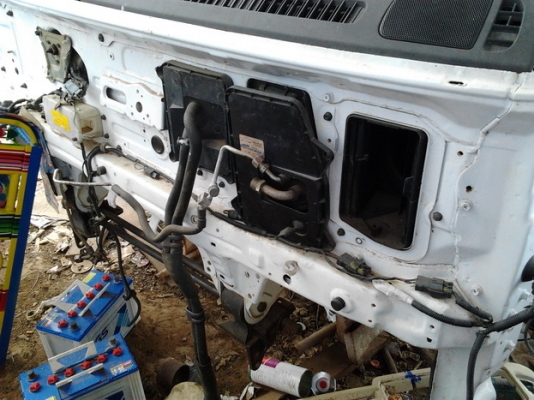 ขาย หัวเก๋ง ISUZU DECA FXZ 270 สภาพสวยๆสีใหม่ เก็บงานแล้ว อุปกรณ์ครบ ยกลงจาก 270 เปลี่ยนเป็นหัวยูโร   ราคานี้พร้อมประกอบ+เอกสาร ต่อรองราคาได้ครับ