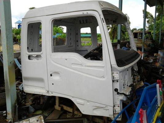 ขาย หัวเก๋ง ISUZU DECA FXZ 270 สภาพสวยๆสีใหม่ เก็บงานแล้ว อุปกรณ์ครบ ยกลงจาก 270 เปลี่ยนเป็นหัวยูโร   ราคานี้พร้อมประกอบ+เอกสาร ต่อรองราคาได้ครับ