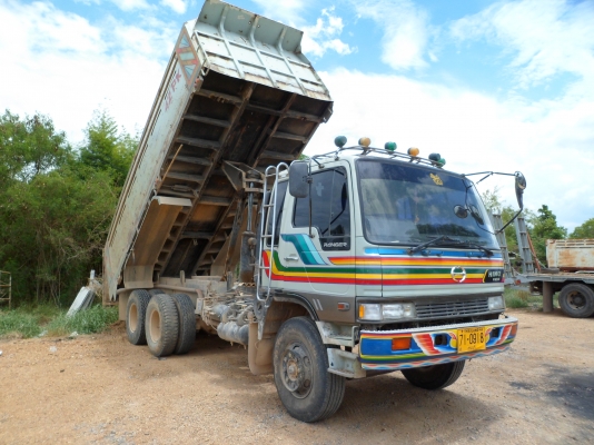 ขายด่วน 10ล้อ ดั้ม 2 เพลา Hino F18  ราคา 980000บาท