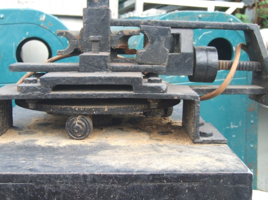 เครื่องดัดท่อใช้ไฟฟ้า มีเกียร์ทด ขับด้วยมอเตอร์3แรง