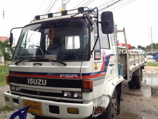 ขาย 6 ล้อ ISUZU Rocky ติดเครน 3 ตัน 4 ปลอก
