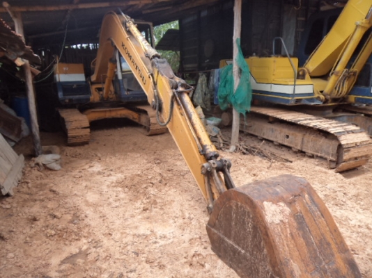 ขายรถแม็กโคPC60-5 สภาพดีราคาถูก พร้อมใช้งานคับ(รถใช้งานทุกวันคับ)