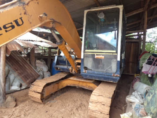 ขายรถแม็กโคPC60-5 สภาพดีราคาถูก พร้อมใช้งานคับ(รถใช้งานทุกวันคับ)