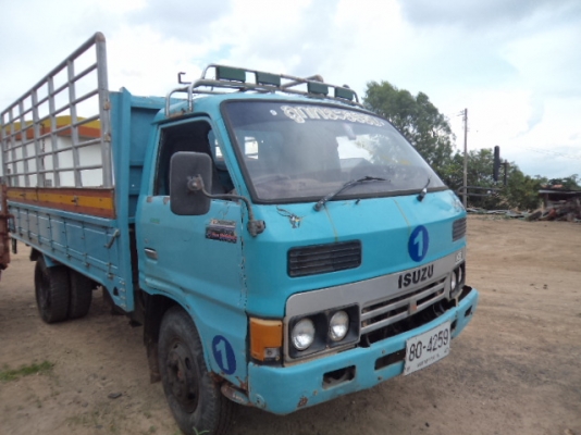 ขายรถ6ล้ออีซูซุKS เครื่อง110 ฝาดำ ราคาถูกๆสภาพดีพร้อมใช้