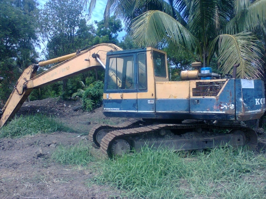 ขาย  KOMATSU PC200-3