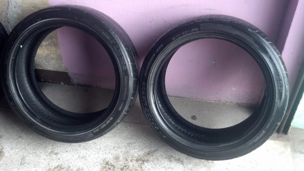 ยางดันลอป 205 45 17 ราคา 750 บาท