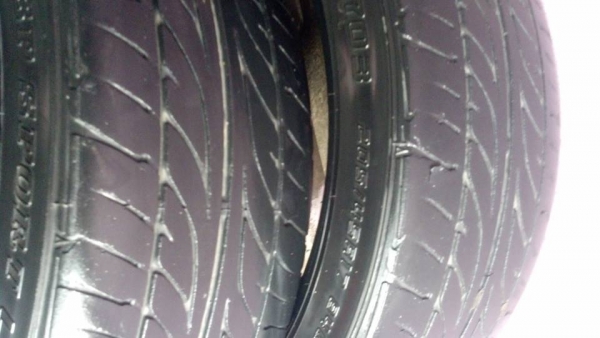 ยางดันลอป 205 45 17 ราคา 750 บาท