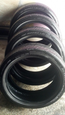 ยางดันลอป 205 45 17 ราคา 750 บาท