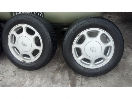 แม็ก 14 พร้อมยางสภาพดี คุ้มแน่นอน แม็ก 14 พร้อมยางสภาพดี คุ้มแน่นอน