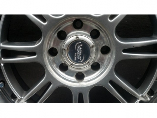 แม็ก 18 เลนโซ่ 4 รู ใส่เก๋ง พร้อมยาง แม็ก 18 เลนโซ่ 4 รู ใส่เก๋ง พร้อมยาง