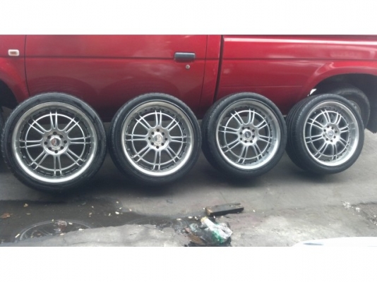 แม็ก 18 เลนโซ่ 4 รู ใส่เก๋ง พร้อมยาง