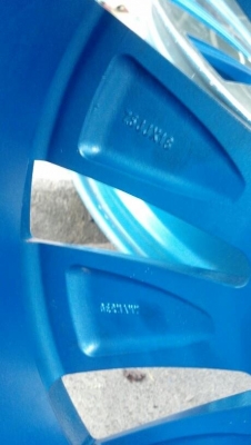 แม็ก 18 ฟ้าหน้าเงา 4 รู 100 และ 5/100 ราคา 6500 บาท แม็ก 18 ฟ้าหน้าเงา 4 รู 100 และ 5/100 ราคา 6500 บาท