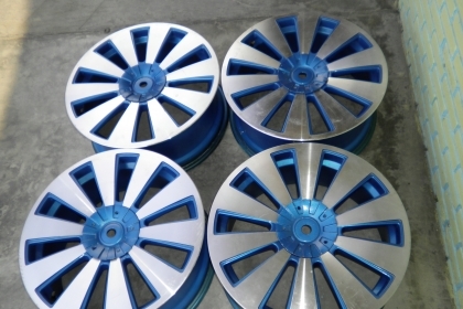 แม็ก 18 ฟ้าหน้าเงา 4 รู 100 และ 5/100 ราคา 6500 บาท