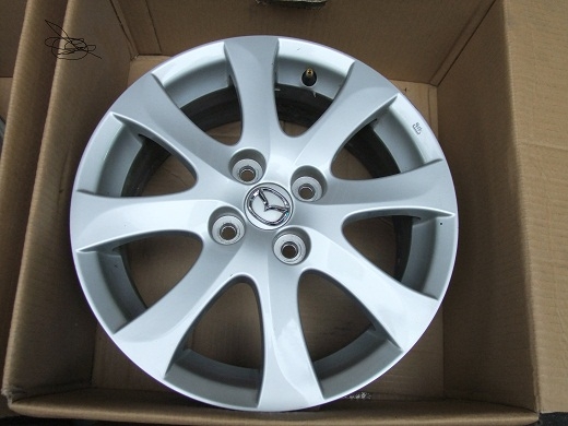 ขอขายแม็กส์ มาสด้า 2 ขอขายแม็กส์ มาสด้า 2