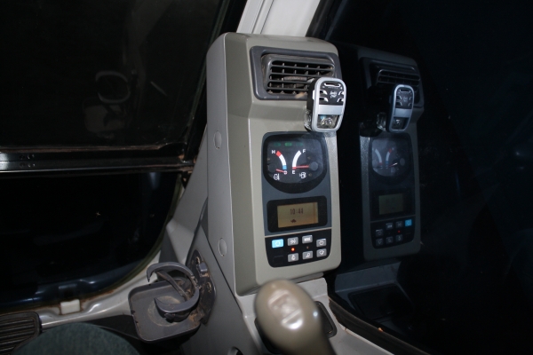 ขายรถแบคโฮ KOBELCO SK200-6E 13,800 ชั่วโมง ขายรถแบคโฮ KOBELCO SK200-6E 13,800 ชั่วโมง